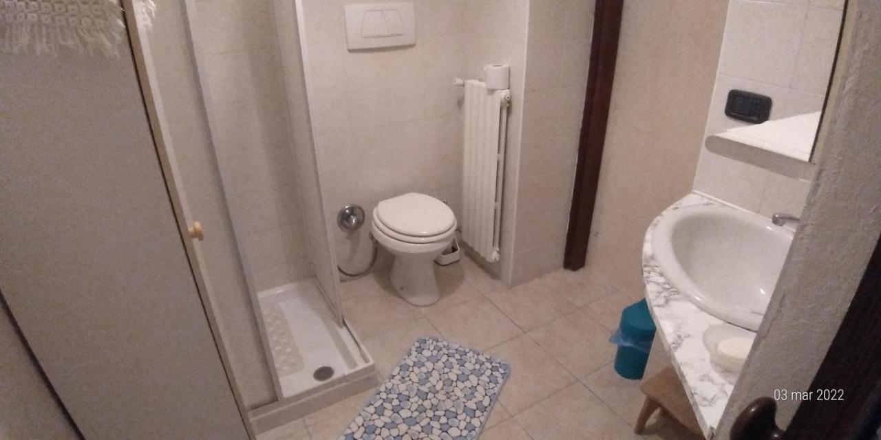 U' Caruggiu De Cisan Apartment Cisano sul Neva Luaran gambar