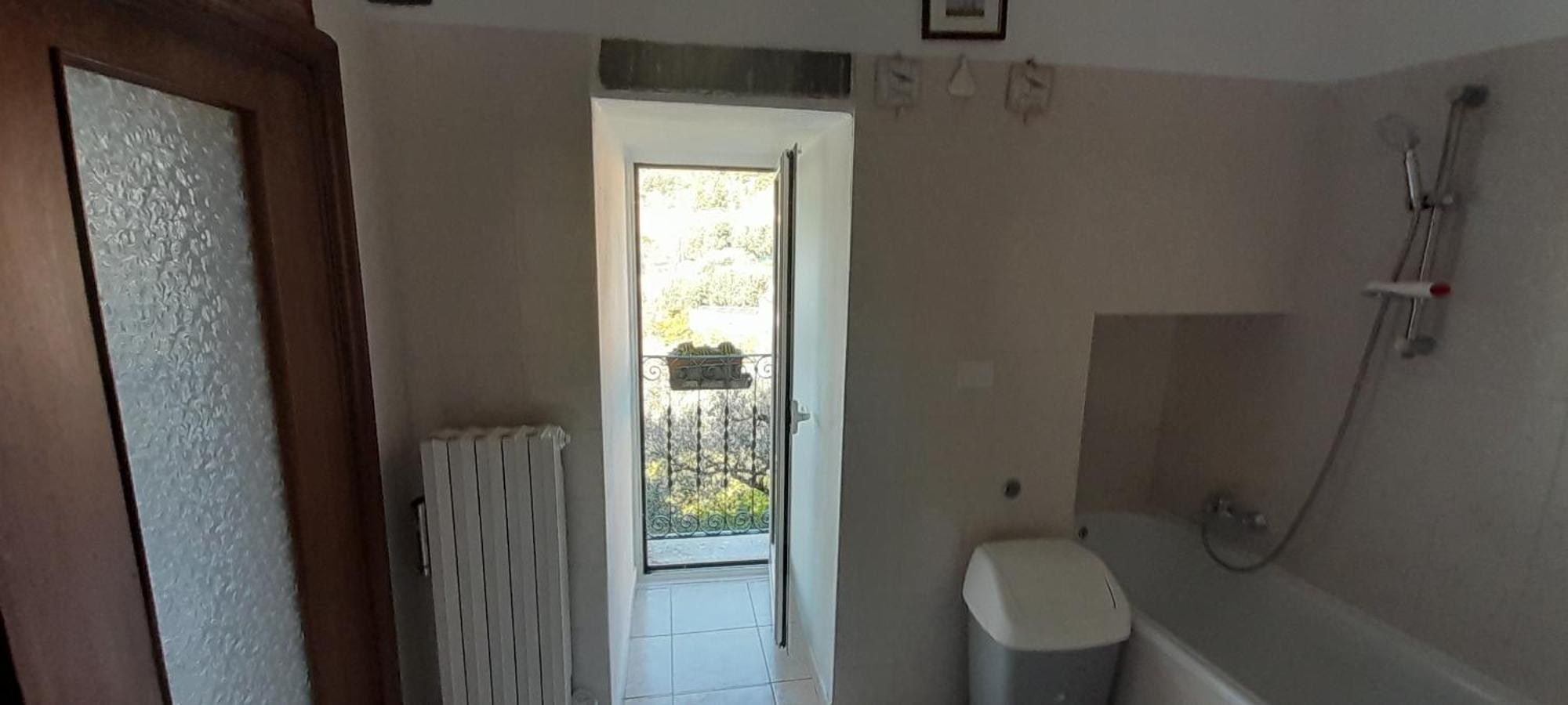 U' Caruggiu De Cisan Apartment Cisano sul Neva Luaran gambar