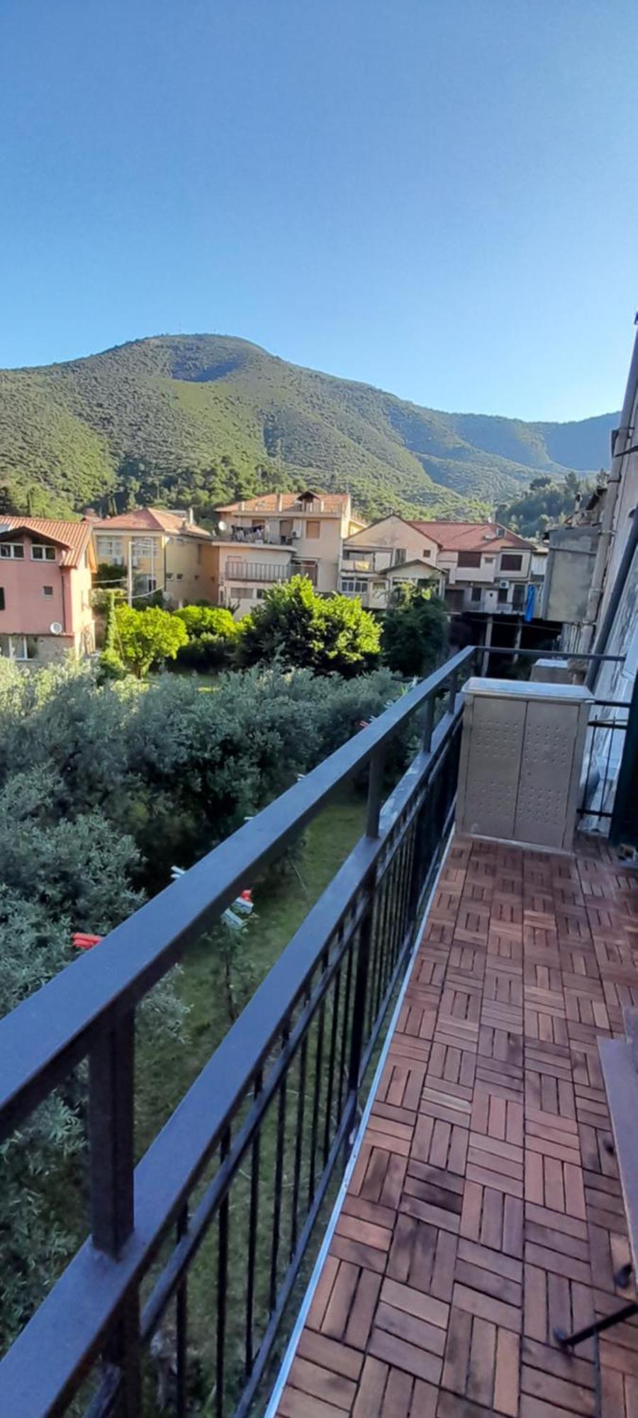 U' Caruggiu De Cisan Apartment Cisano sul Neva Luaran gambar