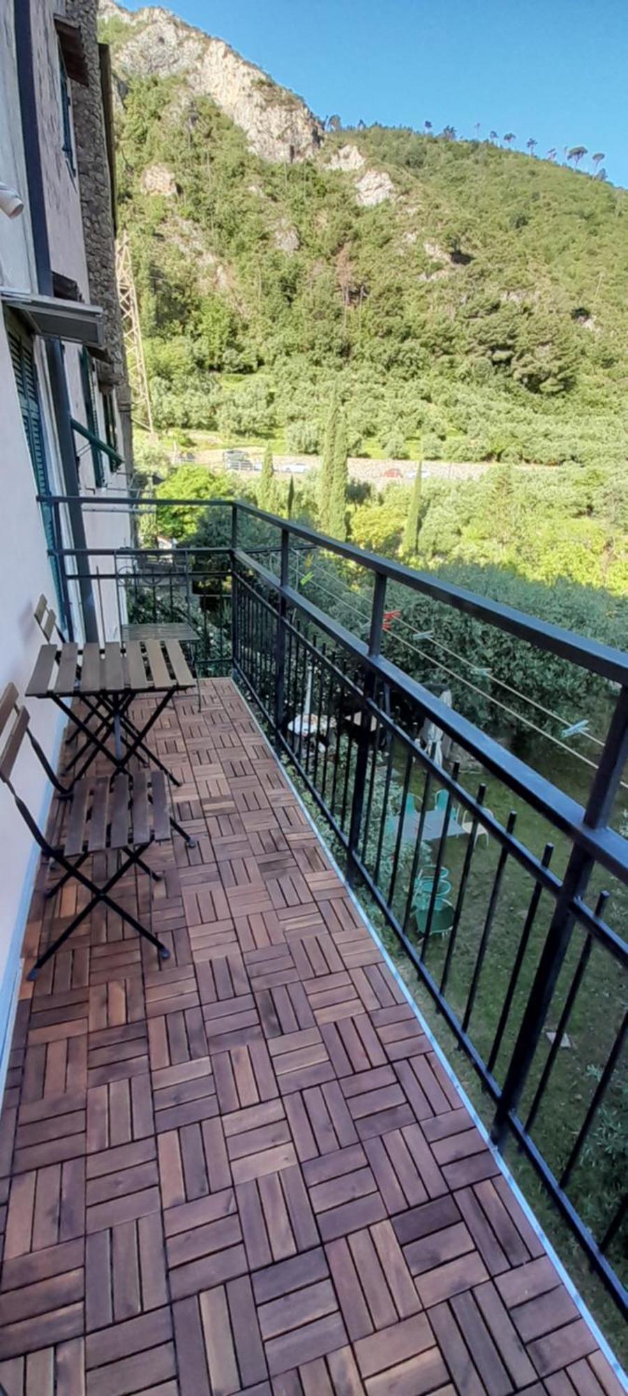 U' Caruggiu De Cisan Apartment Cisano sul Neva Luaran gambar